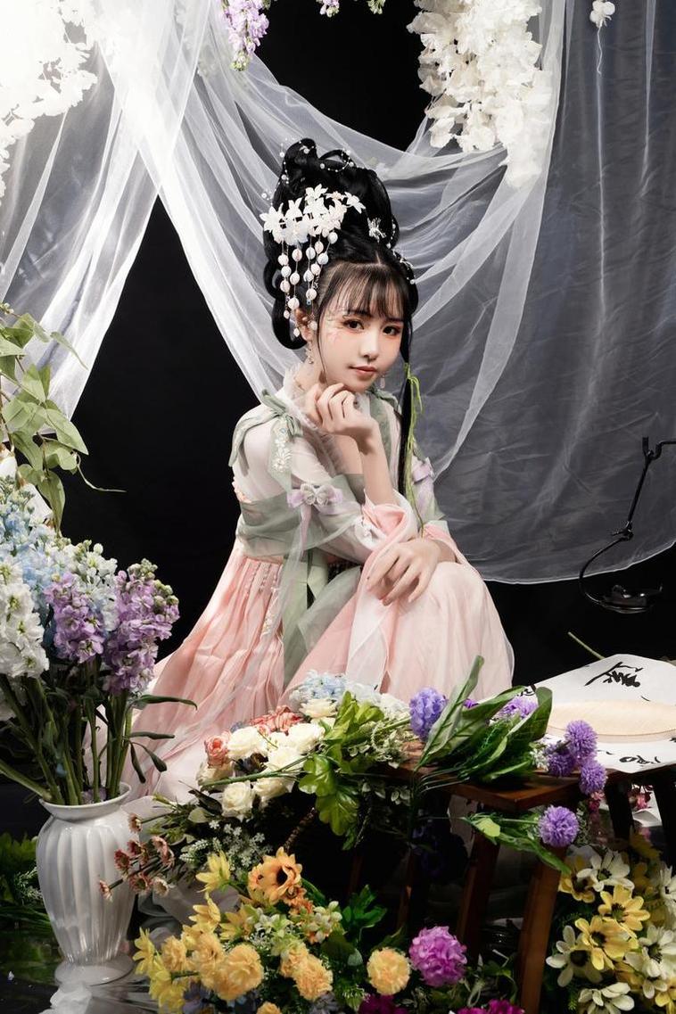 娱乐718.吃瓜王大炮更新速度快，赶紧点进地址查看最新内容