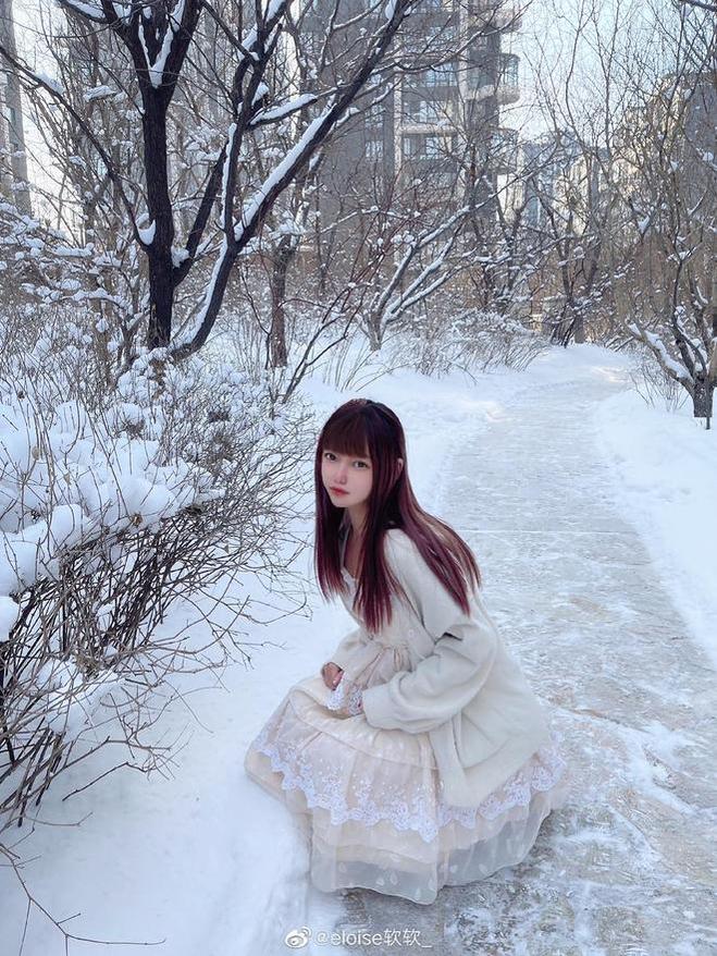 直达fuli3.su黑料正能量入口，欣赏免费下载的美女图片